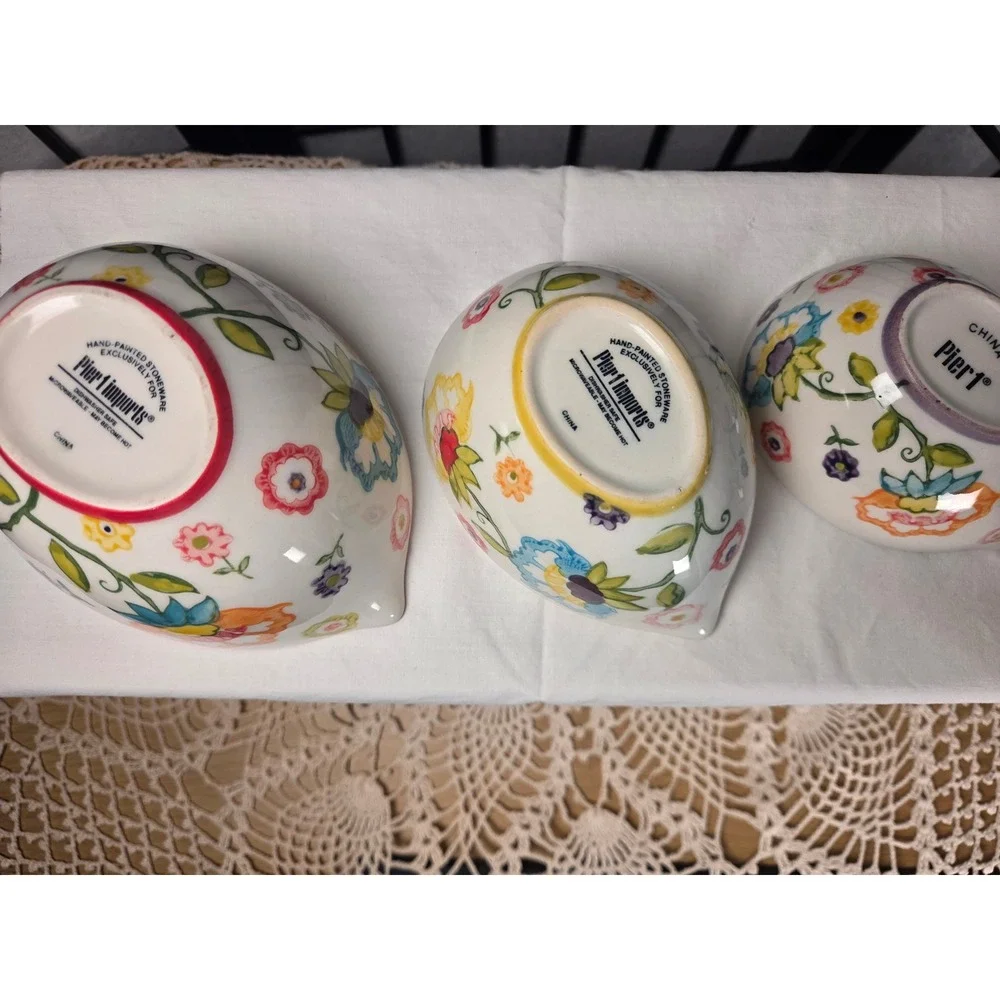 Pier 1 Imports Floral Hand Painted Stoneware Measuring Prep Bowls Set of 3